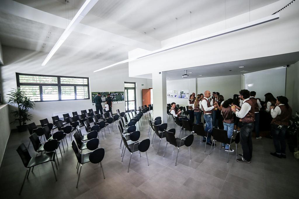 Oasi Hostel Merone Екстер'єр фото